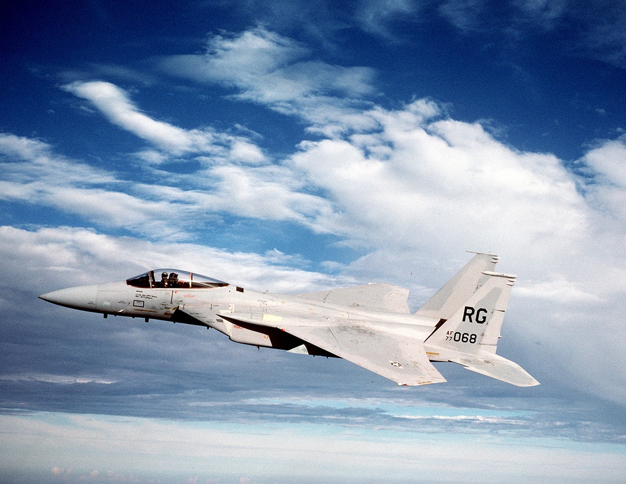 【自动化-送服务器】SSPanel-Metron 星舰系统舞台