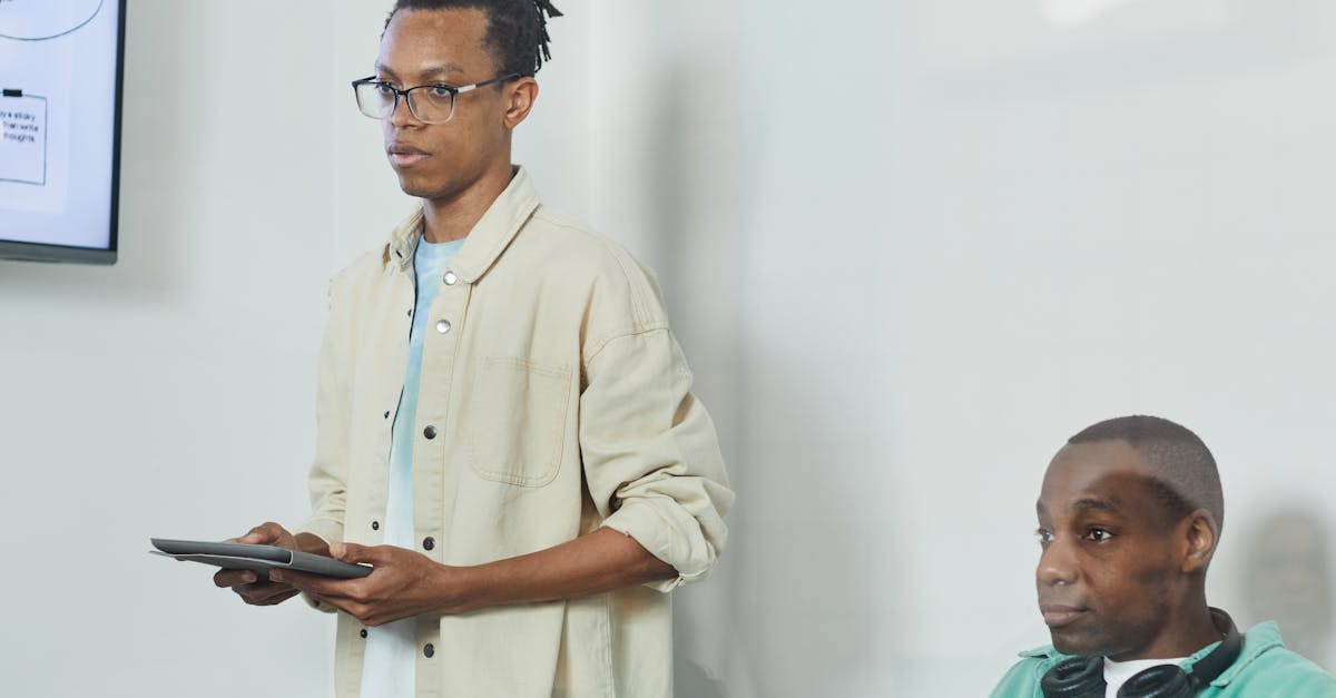 国内微信买卖：免vip影视app详情下载教程